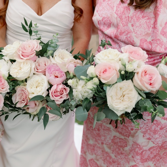 Elegant Pink One-Shoulder Dress - Picture 3 of 4
